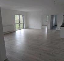 Großzügige, helle Wohnung, zentral gelegen - Hilders