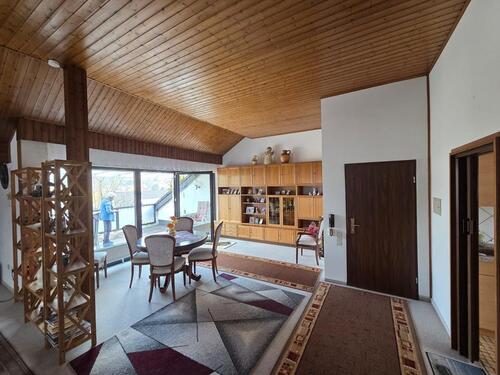 Foto - 2 Zimmer Dachgeschoßwohnung zum Kaufen in Bad Camberg