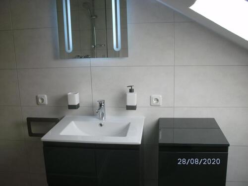 Foto - Ruhige 3-Zimmer-Wohnung mit Garage in Alteglofsheim