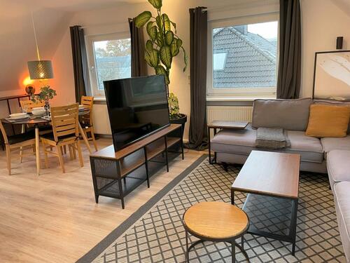 Foto - Dachgeschoßwohnung in Kiebitzreihe zur Miete