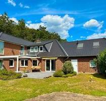 Stilvolles Einfamilienhaus mit vielfältigen Nutzungsmöglichkeiten - Bad Fallingbostel