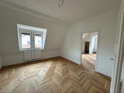 Foto - 4 Zimmer Etagenwohnung zur Miete in Esslingen am Neckar