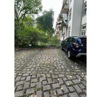 Stellplatz in Dresden-Striesen - sicher & bequem parken