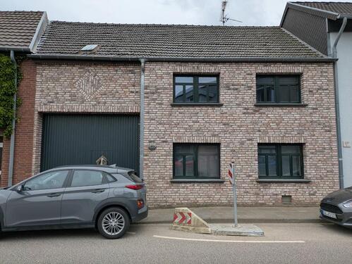 Foto - ehem. Bauernhof mit Pferdeboxen und Weideland - VON PRIVAT