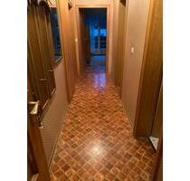 Günstige Handwerker Wohnung in NRW (Marsberg) - Padenstedt