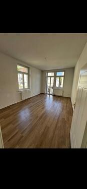 Foto - Schönes WG-ZIMMER in TOP LAGE mit EIGENEM BALKON