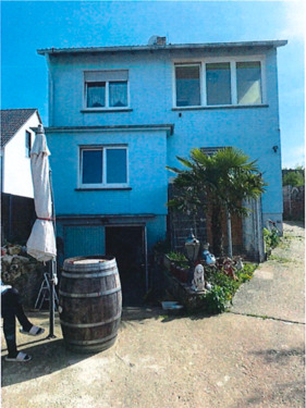 Foto - Freistehendes Ein- Zweifamilienhaus auf 785 m² großem Grundstück