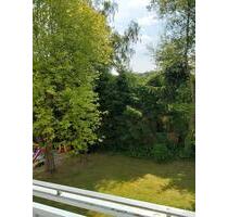 Gepflegte 5-Zimmer-Wohnung (ca. 130 m²) mit Balkon, Gartenmitbenu - Marburg Marbach