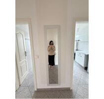 1 Zimmer in 2 Zimmer Wohnung - 700,00&nbsp;EUR Kaltmiete, ca.&nbsp; 18,00&nbsp;m&sup2; in Frankfurt am Main (PLZ: 60311)