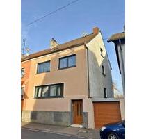 Modern saniertes EFH mit 170m², 5 Schlafzimmer, Innenhof & Garage - Saarbrücken St. Arnual