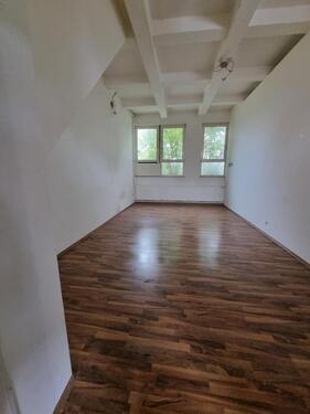 Foto - Ab sofort zum vermieten ( EG ) - 650,00 EUR Kaltmiete,