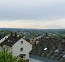 Helle Zvei Zimmer Wohnung-Große Balkon-EBK - Plochingen
