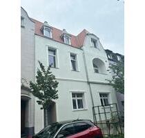 Neu sanierte 4-Zimmer Wohnung im DG nahe Wasservirtel auch WG mög - Duisburg