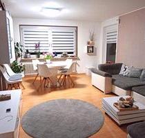 3-Zimmer-Wohnung mit Balkon, Einbauküche und Stellplatz - Vaihingen an der Enz