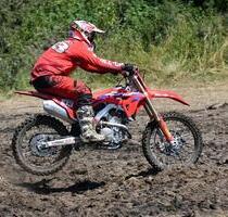 Biete Motorradstellplatz zum Überwintern - Berlin Pankow