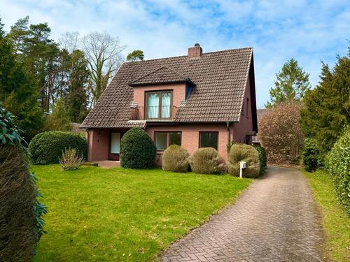 Foto - Großzügiges Grundstück mit Einfamilienhaus