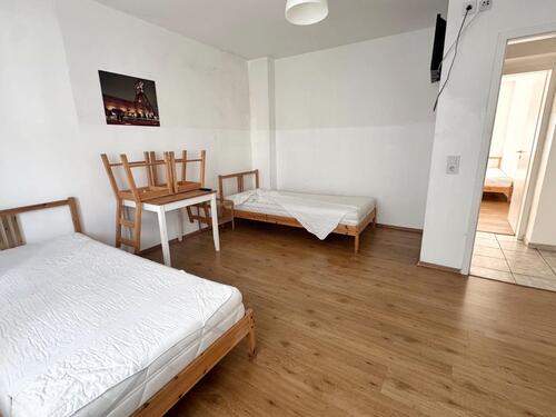 Foto - Sanierte möblierte 4,5 Zimmerwohnung 2 Bäder Einbauküche