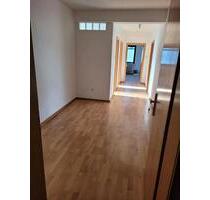 Gepflegte 3 Zi-Wohn. für 1 Jahr in Solingen zu vermieten