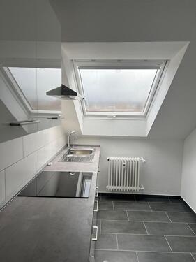 Foto - Neu renovierte 4-Zimmer DG-Wohnung Heilbronn Zentrum