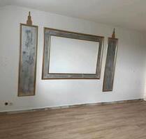Wohnung mit EBK zu vermieten - 585,00&nbsp;EUR Kaltmiete, ca.&nbsp; 90,00&nbsp;m&sup2; in Chemnitz (PLZ: 09120) Helbersdorf
