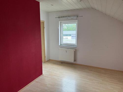 Foto - 4 Zimmer Dachgeschoßwohnung zur Miete in Homburg