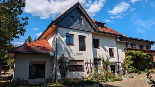 Foto - Jesberg,ruhige parkähnl.Lage-2,5Zi-Einbau-Küche-Bad,8062m2 -DG