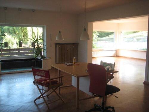 Foto - 9 Zimmer Mehrfamilienhaus, Wohnhaus in Schmitten im Taunus