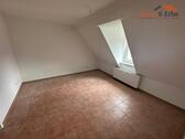 Foto - Gemütliche 2-Zimmer-Dachgeschosswohnung mit Einbauküche im Herzen von Schlüchtern