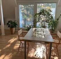 Wunderschöne, helle Dachgeschosswohnung in Pinneberg, frei 15.09.