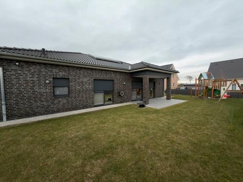 Foto - Neuwertiges 4 Zimmer EinfamilienhausBungalow mit Garage