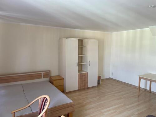 Foto - 1 Zimmer Dachgeschoßwohnung zur Miete in Limbach-Oberfrohna