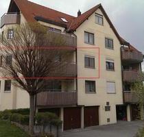 Helle 3-Zimmer-Wohnung mit Balkon, Garage & Stellplatz in ruhiger - Blaufelden