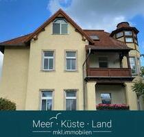 Charmante, frisch sanierte 2-Zimmer-Dachgeschosswohnung mit modernem Bad und offener Wohnküche - Dresden Leuben