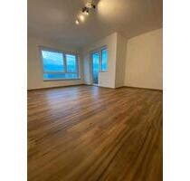 helle Singel Wohnung in Mainaschaff mit Aufzug und Einbauküche