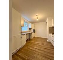 Erstbezug nach Sanierung: großzügige 3-Zimmer-Wohnung mit Garten - Ammersbek