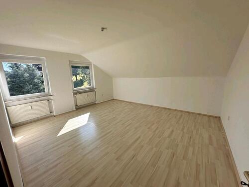 Foto - 4-Zimmerwohnung - 870,00 EUR Kaltmiete,