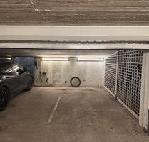 Garage 1,5 Stellplätze XXL Garage mit Strom - Hamburg Stellingen