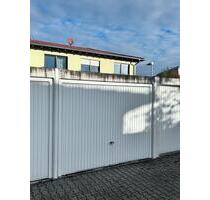 Einzelgarage in Herzo Base zu vermieten - Erlangen Bruck