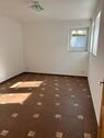 Foto - Helle Souterrain-Wohnung, 2 Zimmer, ca. 70 m2 mit Terasse!