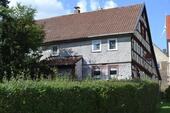 Foto - 10 Zimmer Bauernhaus, Landhaus zum Kaufen in Herbstein
