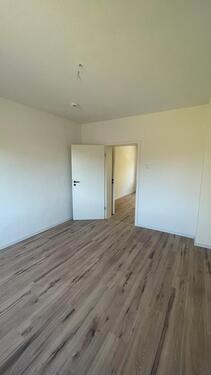 Foto - Renovierte 2 Zimmer Wohnung - 650,00&nbsp;EUR Kaltmiete, ca.&nbsp; 54,00&nbsp;m&sup2;