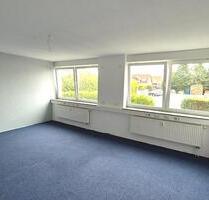 Großzügige Büroetage auf 112m² mit 4 hellen Räumen, WC´s, separater Küche und Stellplatz in Kleve