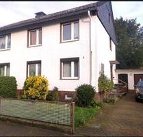 Zweifamilienhaus mit grossem Garten - Ratingen Tiefenbroich