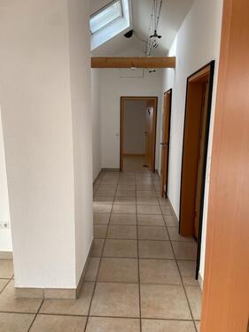 Foto - 3-ZKB, DG, 105 qm, in Kronstetten, Schwandorf