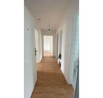Attraktive und helle 3-Zimmer-Wohnung mit Balkon und EBK - Unit 25 - Frankfurt (Oder) Booßen