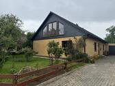 Foto - Aufwändig modernisiertes Einfamilienhaus + Keller + Garage + Garten - gepflegte Wohnlage