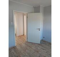 3 Zimmer ,Küche,Duschbad, Balkon - Neunkirchen