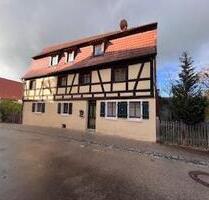 Charmantes Einfamilienhaus mit Garten in Herrieden