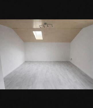 Foto - Schöne DG-Wohnung in ruhiger Lage Espa