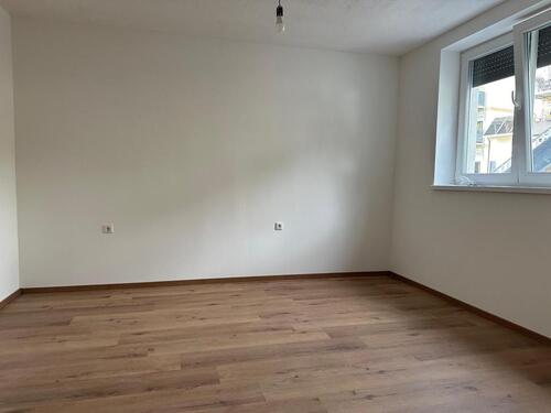 Foto - 3 Zimmer Wohnung - 1.150,00&nbsp;EUR Kaltmiete, ca.&nbsp; 80,00&nbsp;m&sup2;